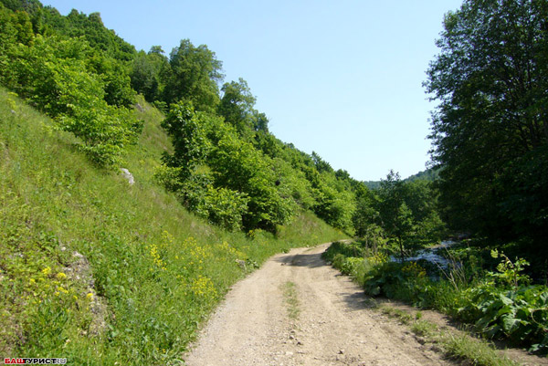 Аскино. Ущелье