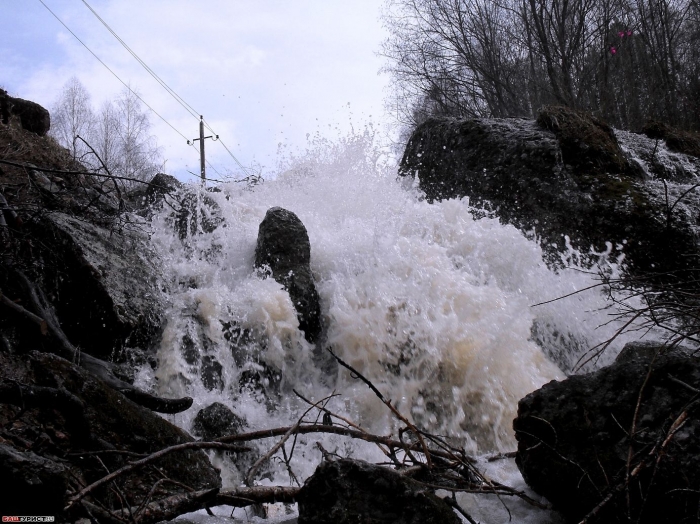 Водопад Кукраук в Апреле