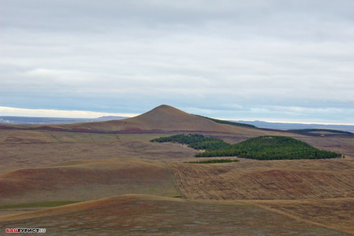 Горы-останцы. Сусактау. Долина реки Дема