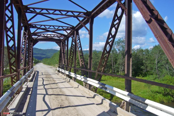 Хребет Зигальга. Гора Поперечная. Окрестности