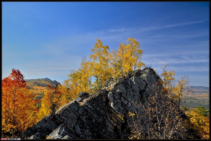 Скалы хребта Бакты
